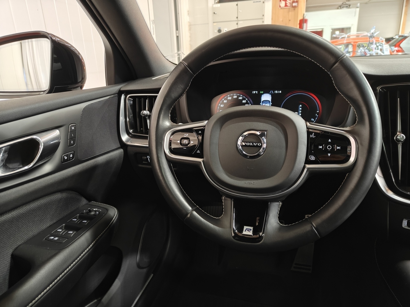 Volvo V60 vaihtoauto
