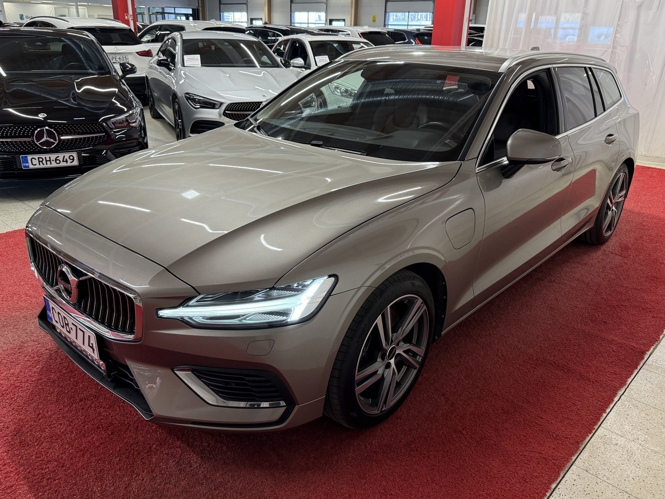 Volvo V60 vaihtoauto