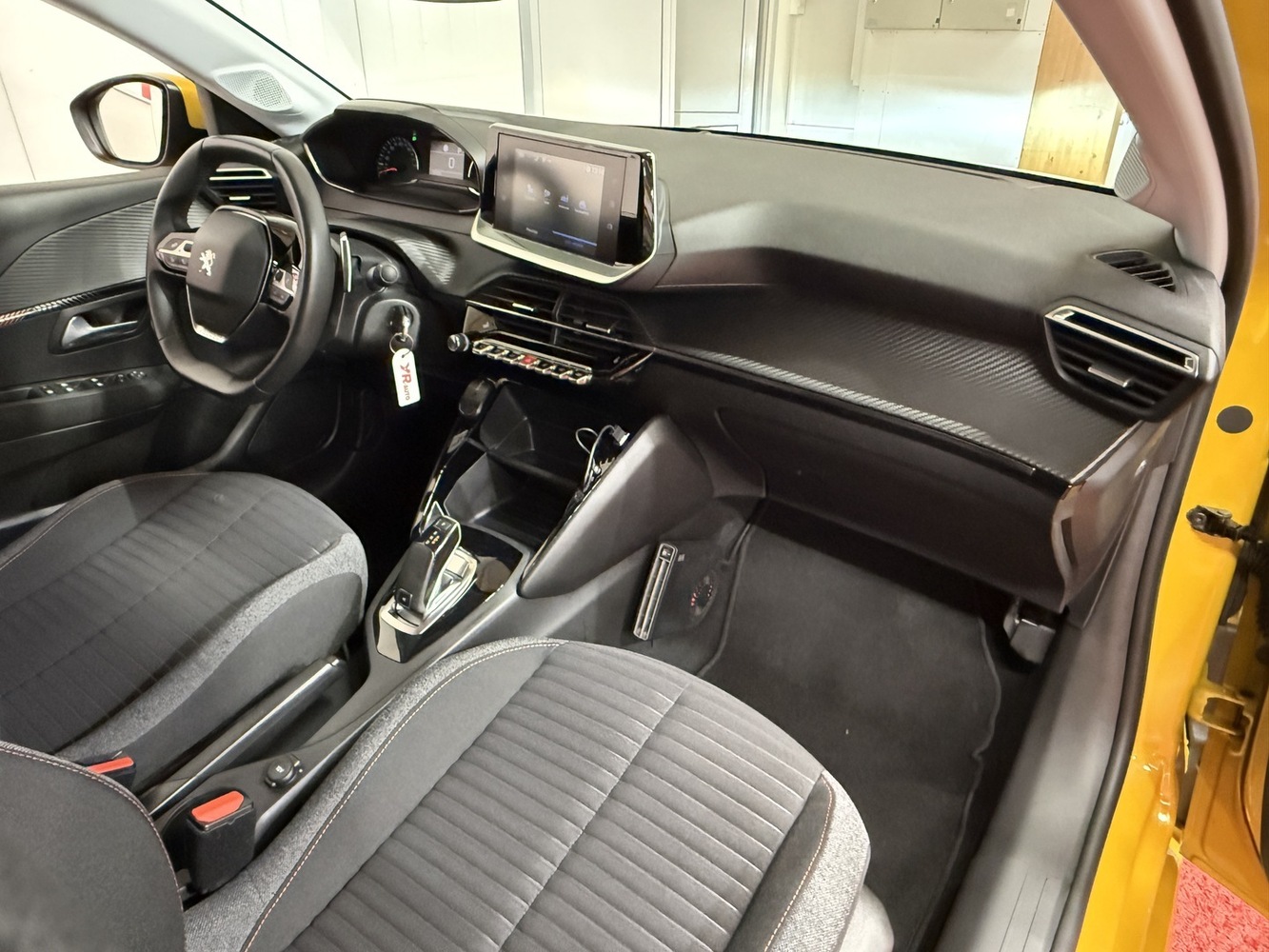 Peugeot 208 vaihtoauto