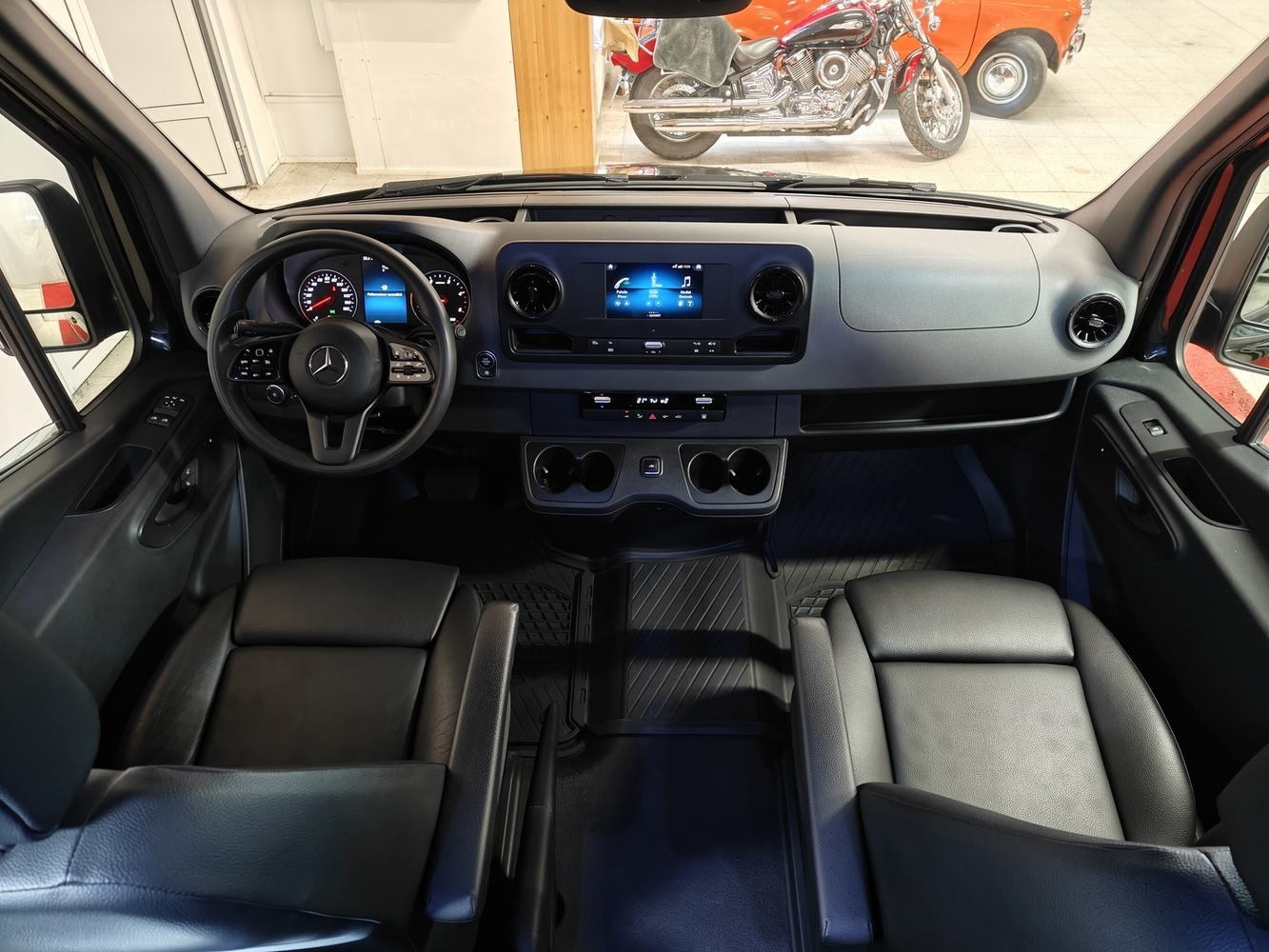 Mercedes-Benz Sprinter vaihtoauto