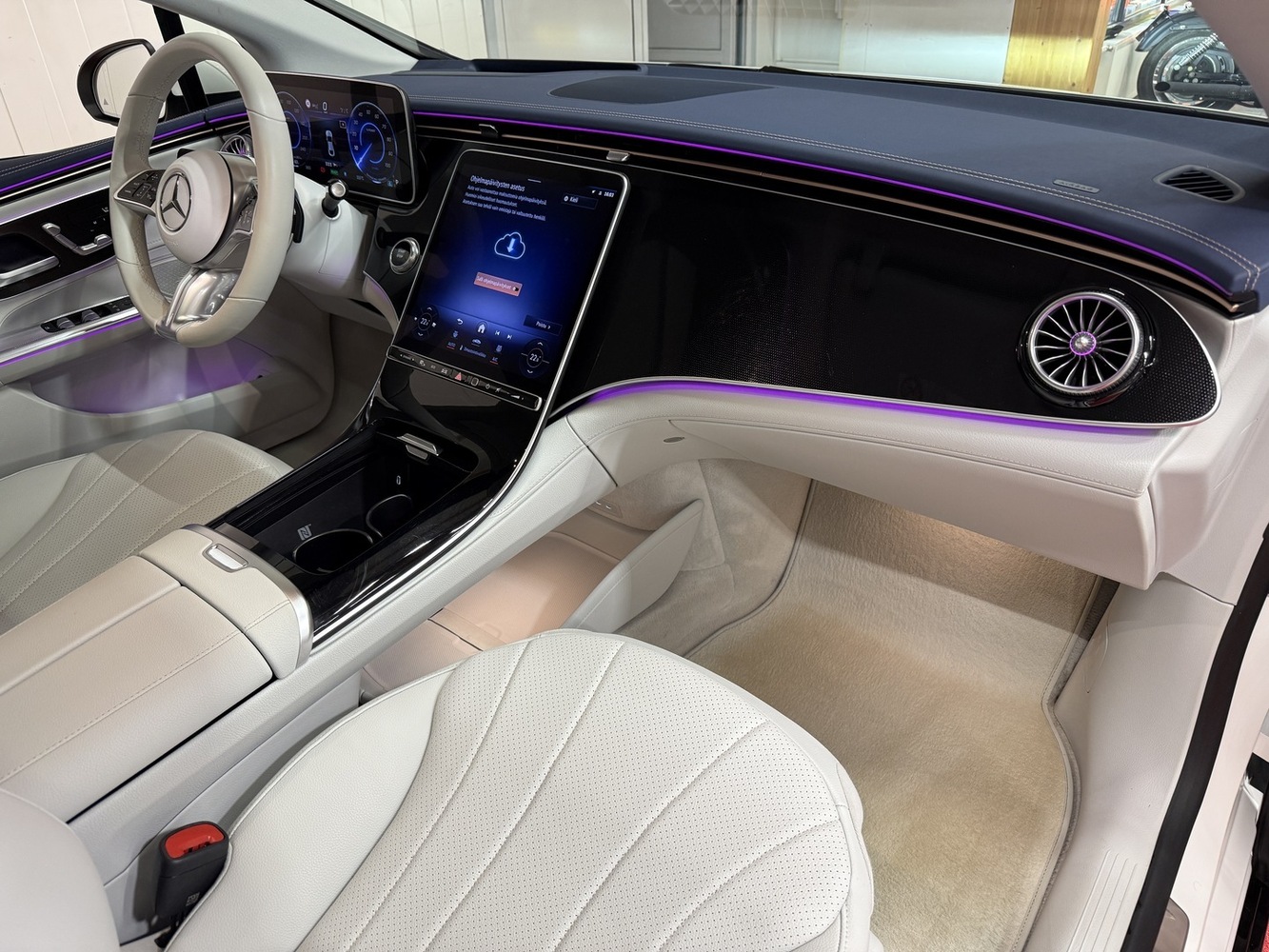 Mercedes-Benz EQE vaihtoauto