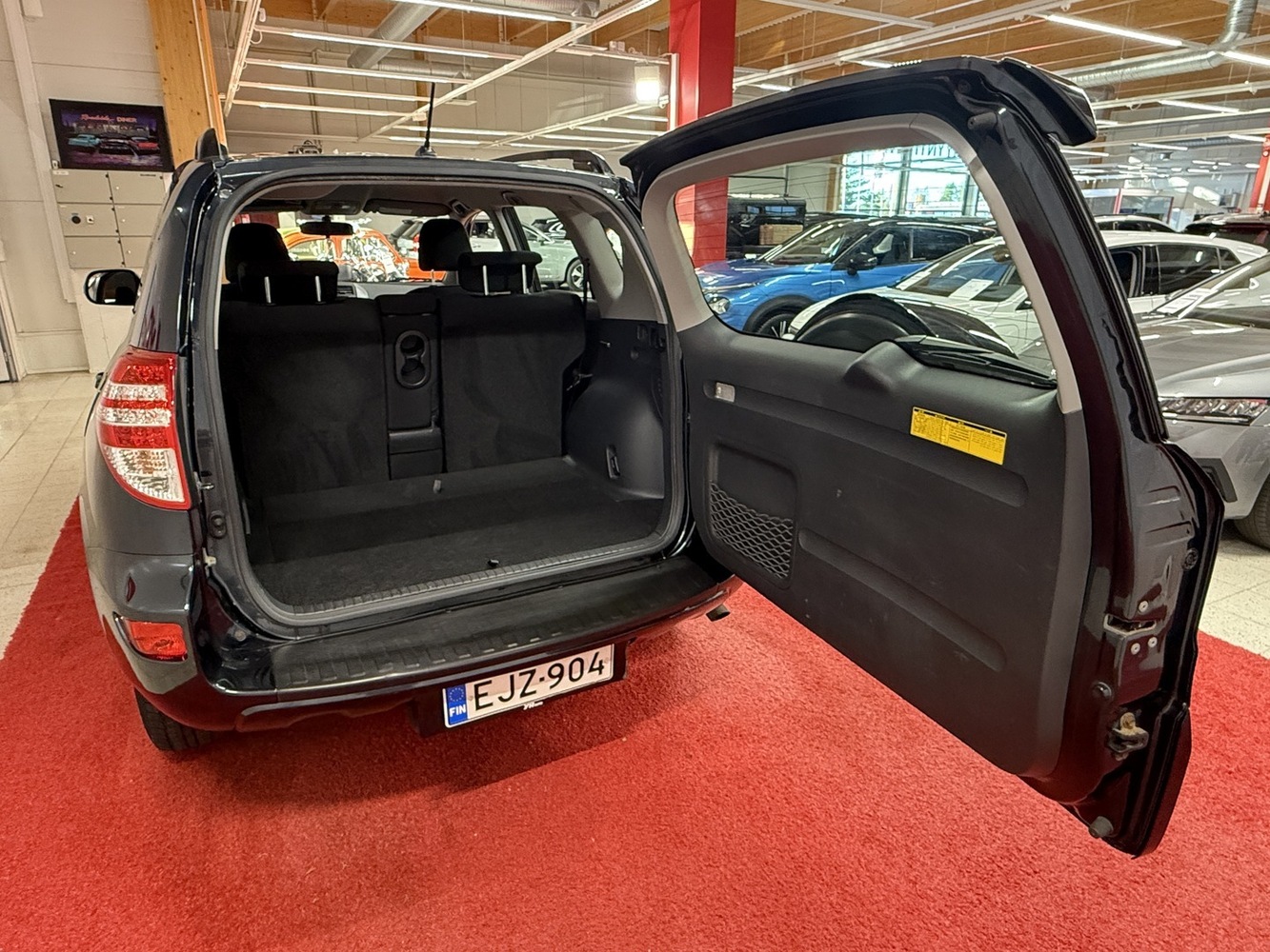 Toyota RAV4 vaihtoauto