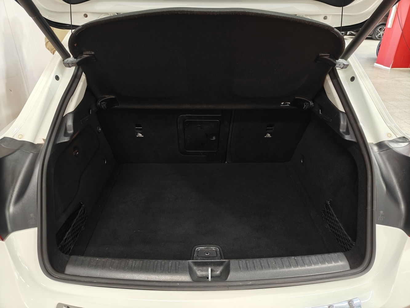 Mercedes-Benz GLA vaihtoauto