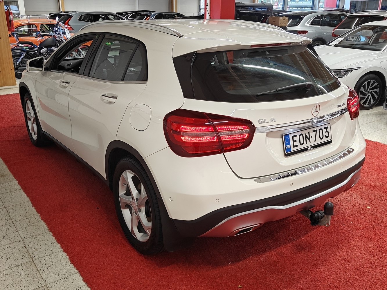 Mercedes-Benz GLA vaihtoauto