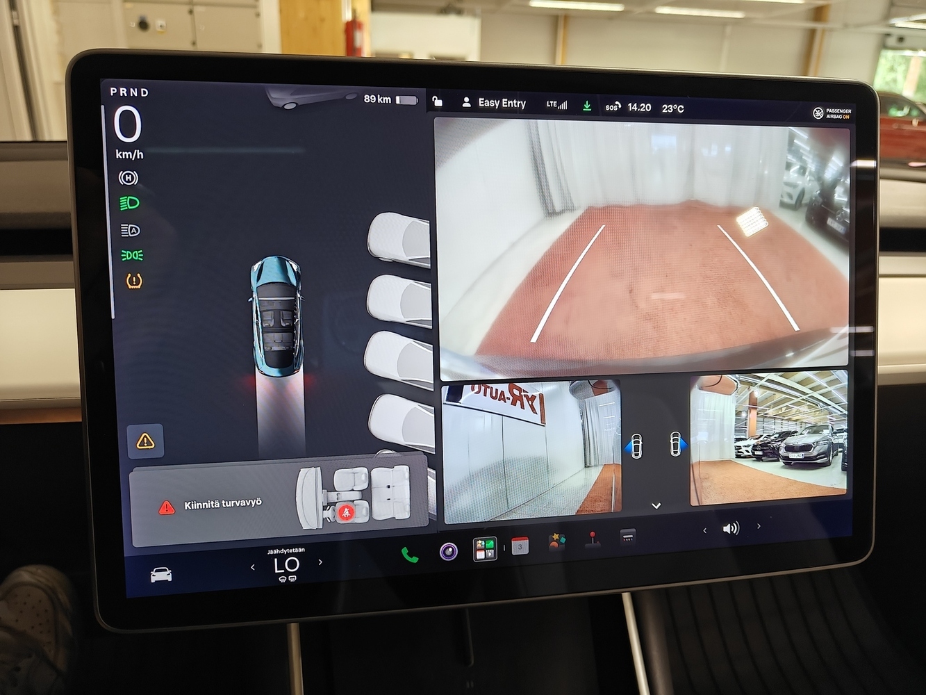 Tesla Model 3 vaihtoauto
