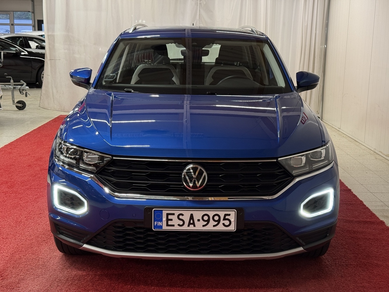 Volkswagen T-Roc vaihtoauto