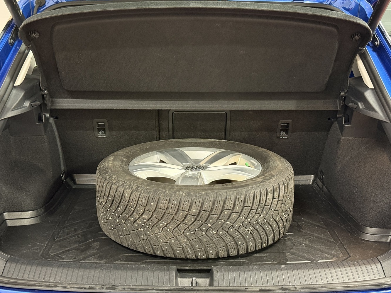 Volkswagen T-Roc vaihtoauto