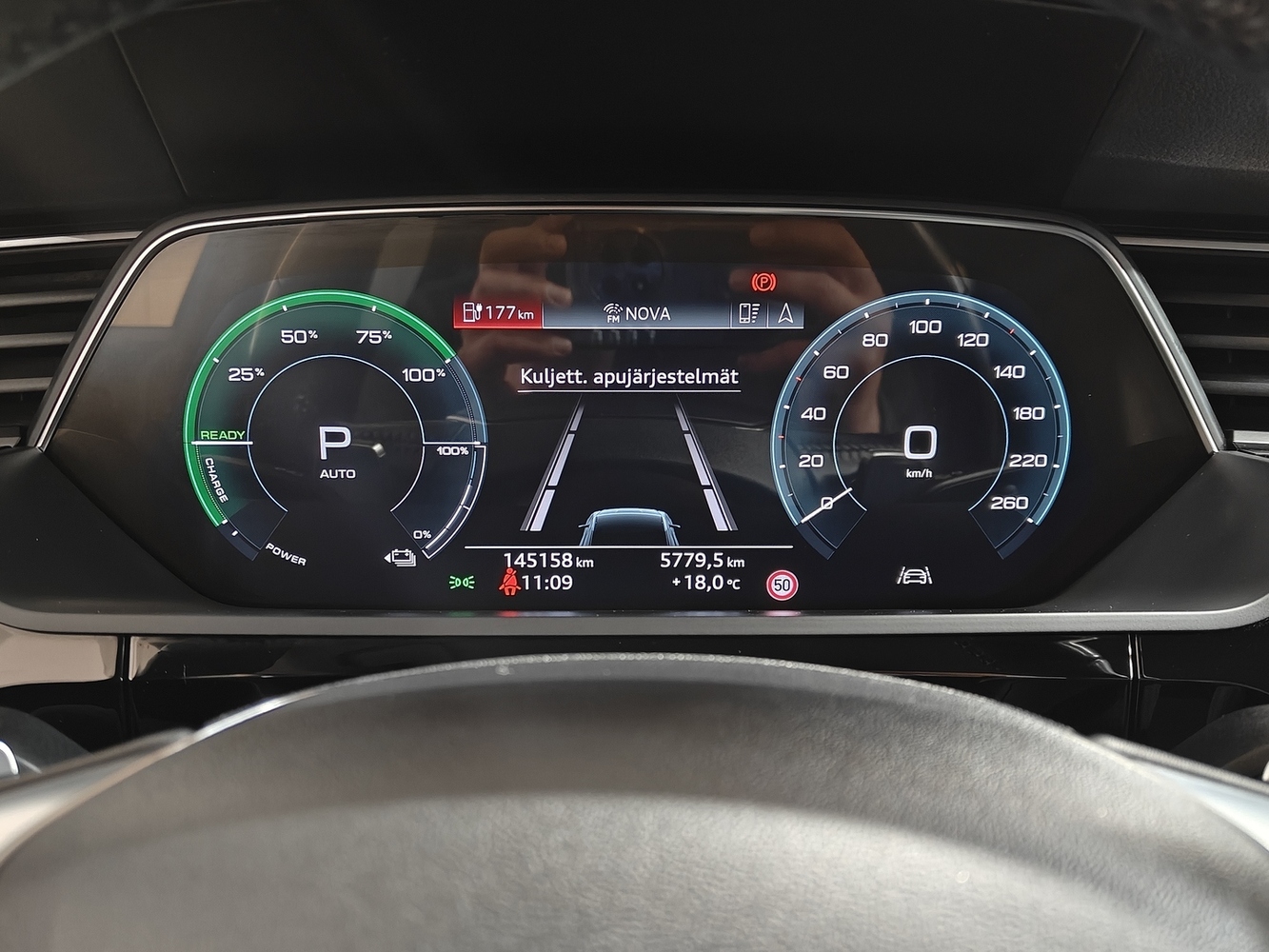 Audi e-tron vaihtoauto