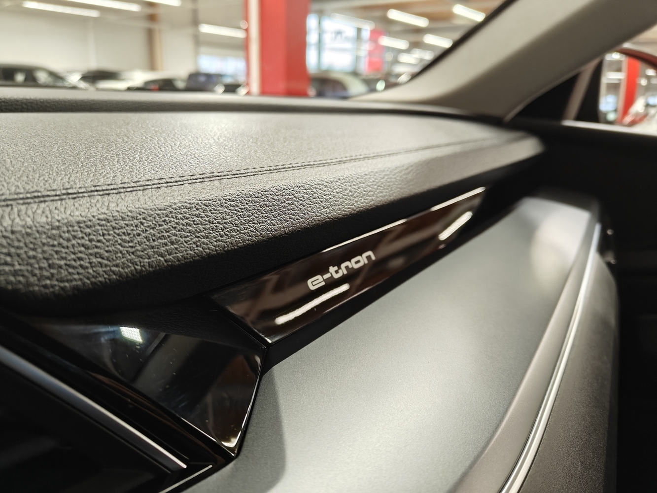 Audi e-tron vaihtoauto