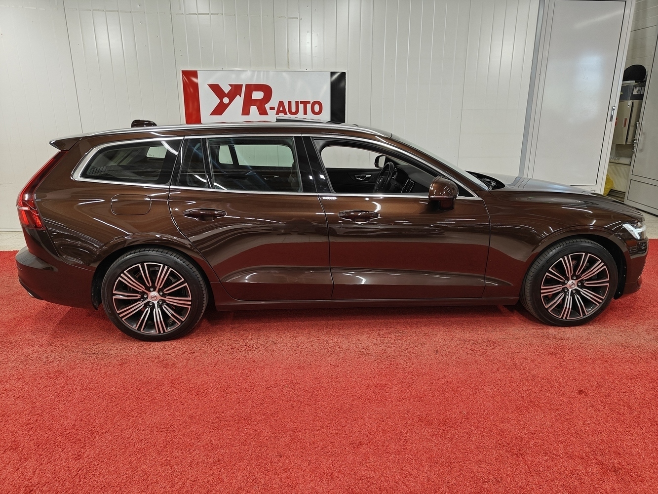 Volvo V60 vaihtoauto