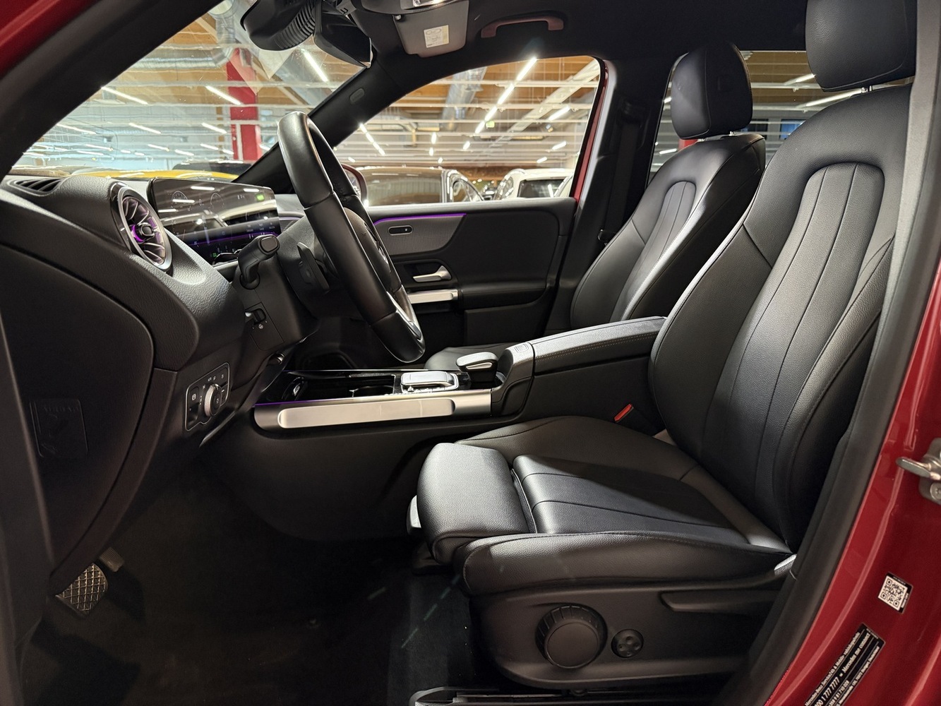 Mercedes-Benz EQB vaihtoauto