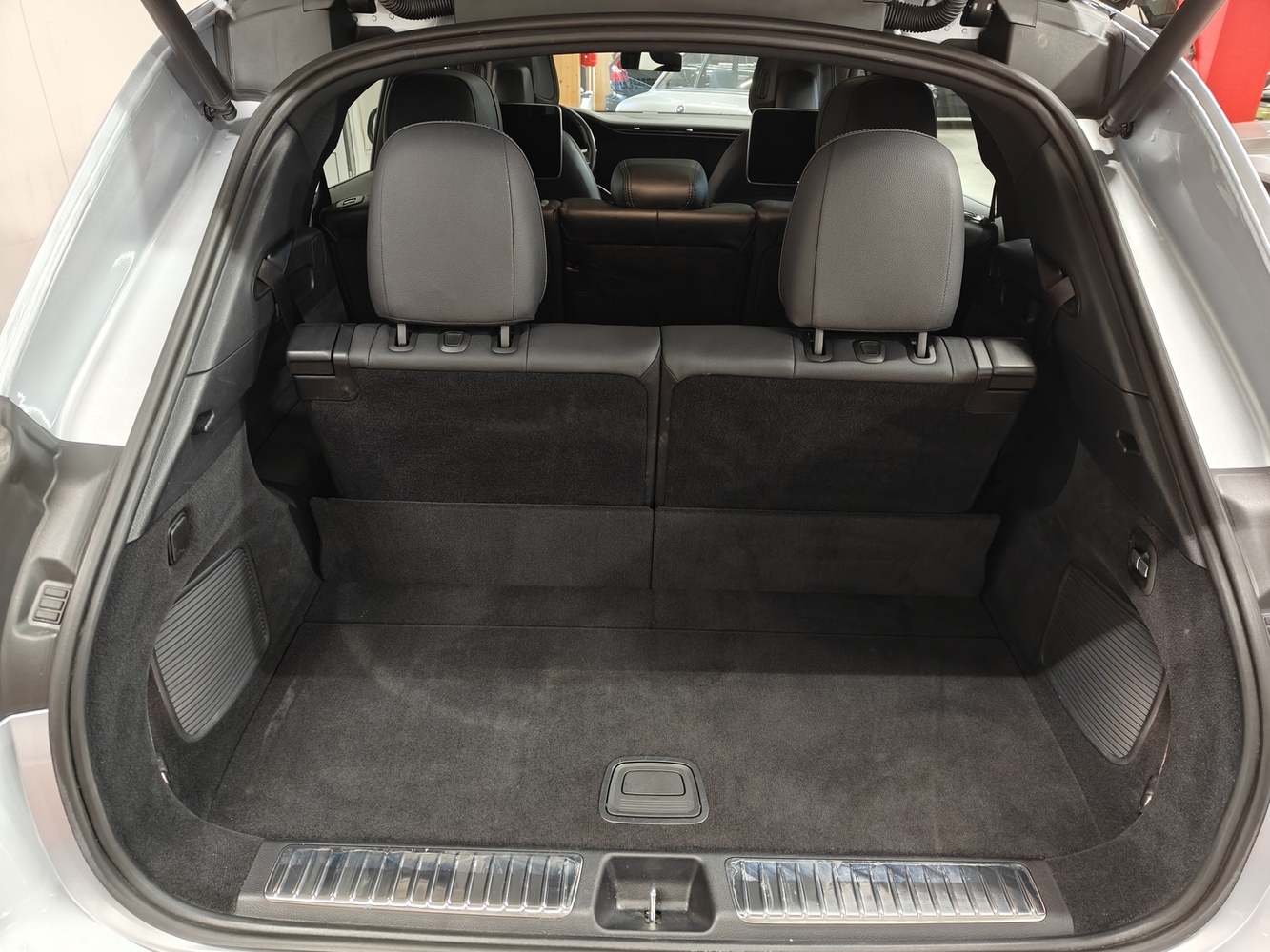 Mercedes-Benz EQS vaihtoauto