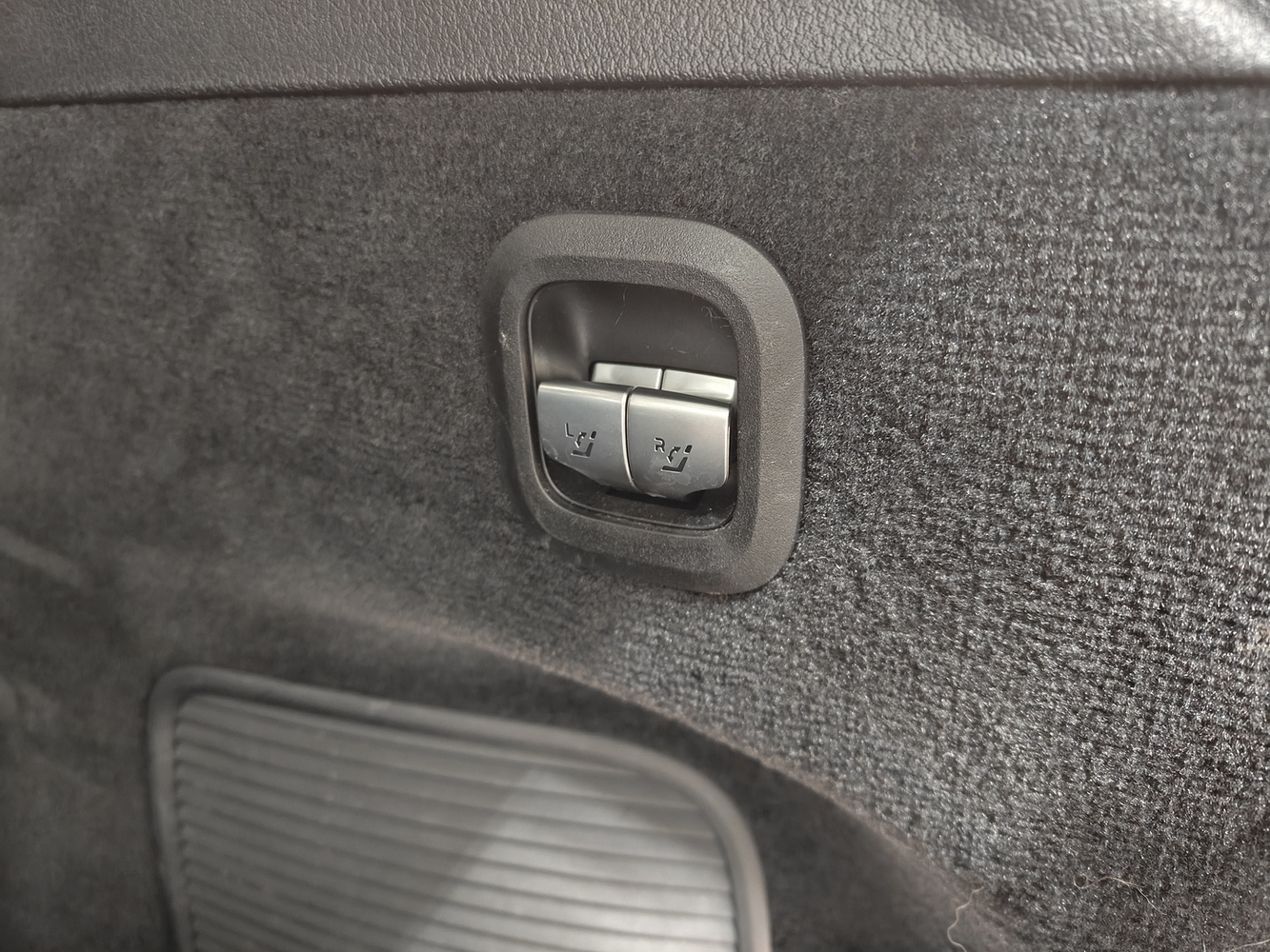 Mercedes-Benz EQS vaihtoauto