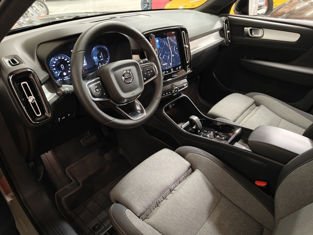 Volvo XC40 vaihtoauto