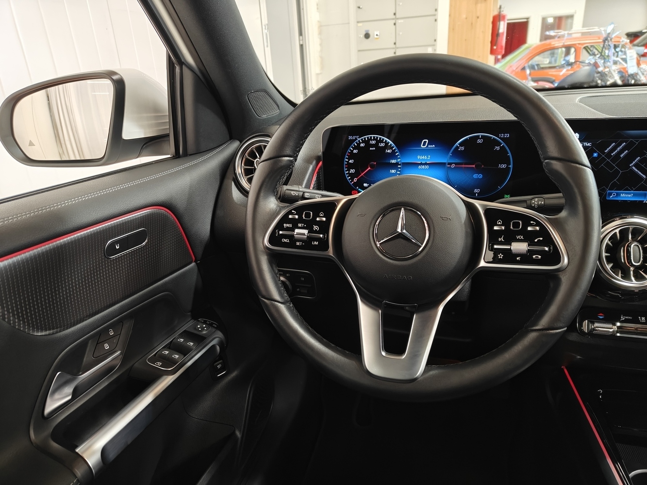 Mercedes-Benz EQB vaihtoauto