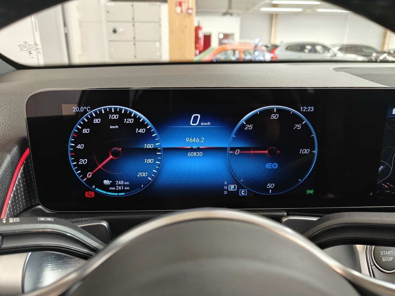 Mercedes-Benz EQB vaihtoauto