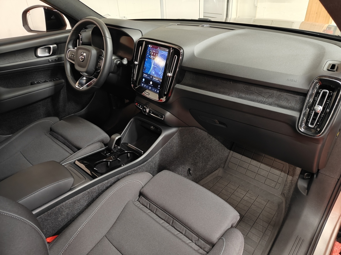 Volvo XC40 vaihtoauto
