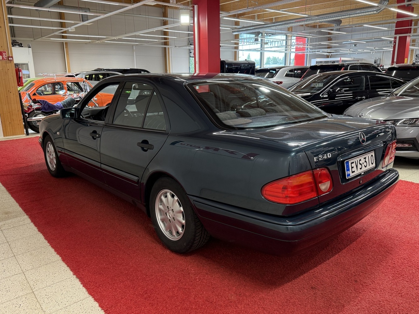 Mercedes-Benz E vaihtoauto