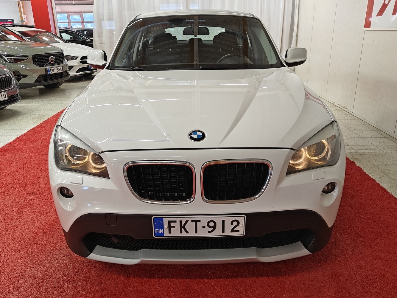 BMW X1 vaihtoauto
