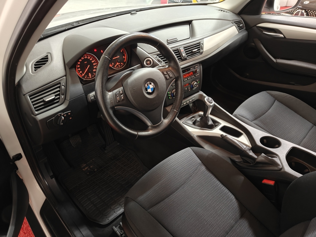 BMW X1 vaihtoauto