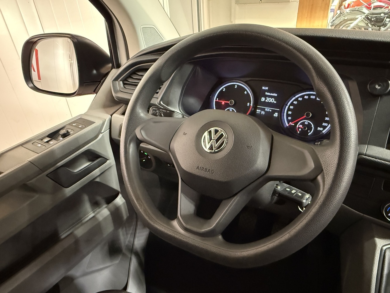 Volkswagen Transporter vaihtoauto