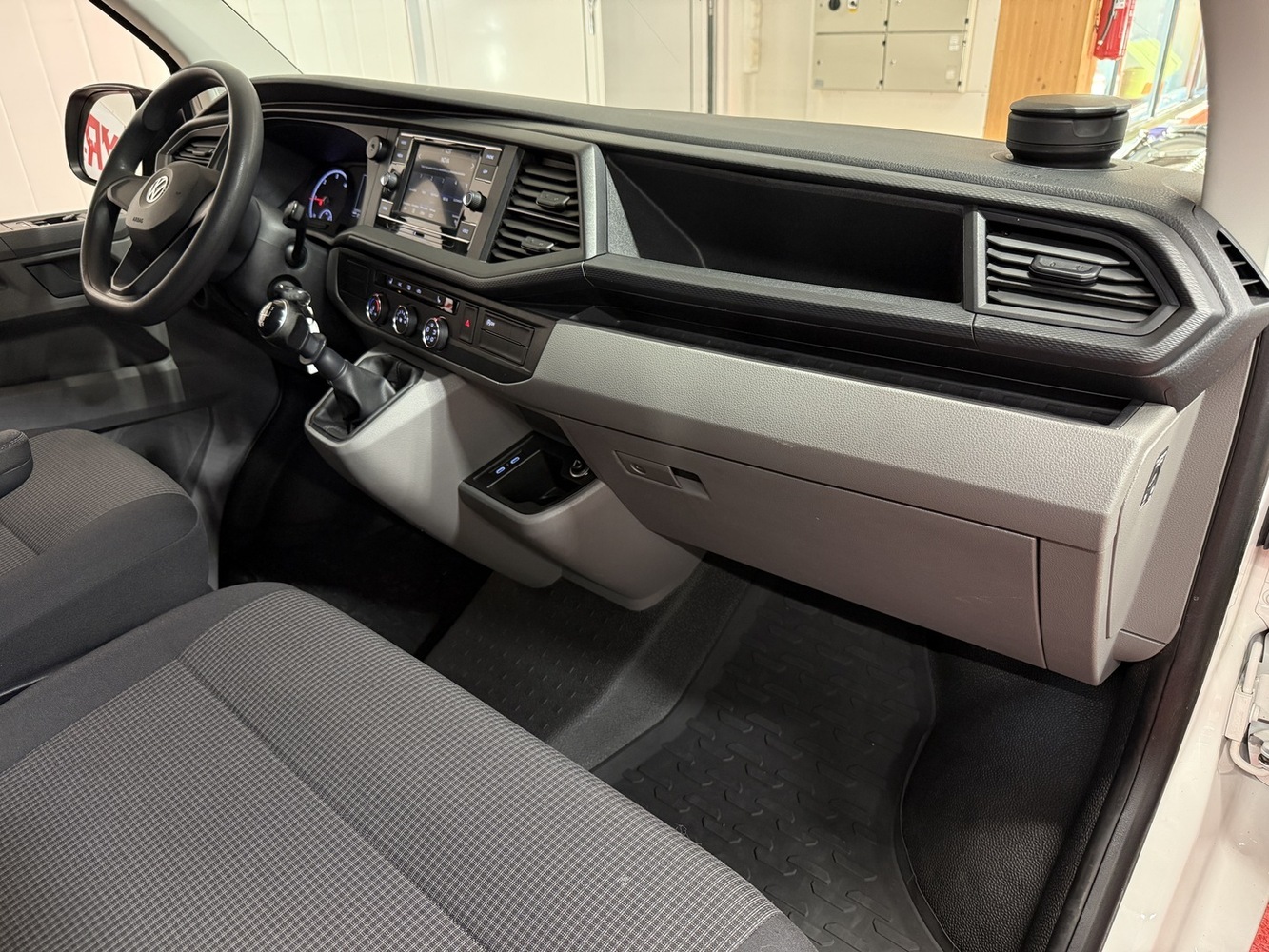 Volkswagen Transporter vaihtoauto