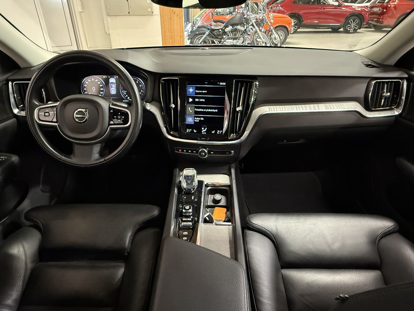 Volvo V60 vaihtoauto