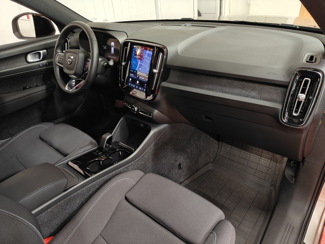 Volvo XC40 vaihtoauto
