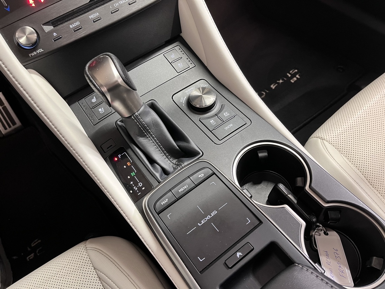 Lexus RC vaihtoauto