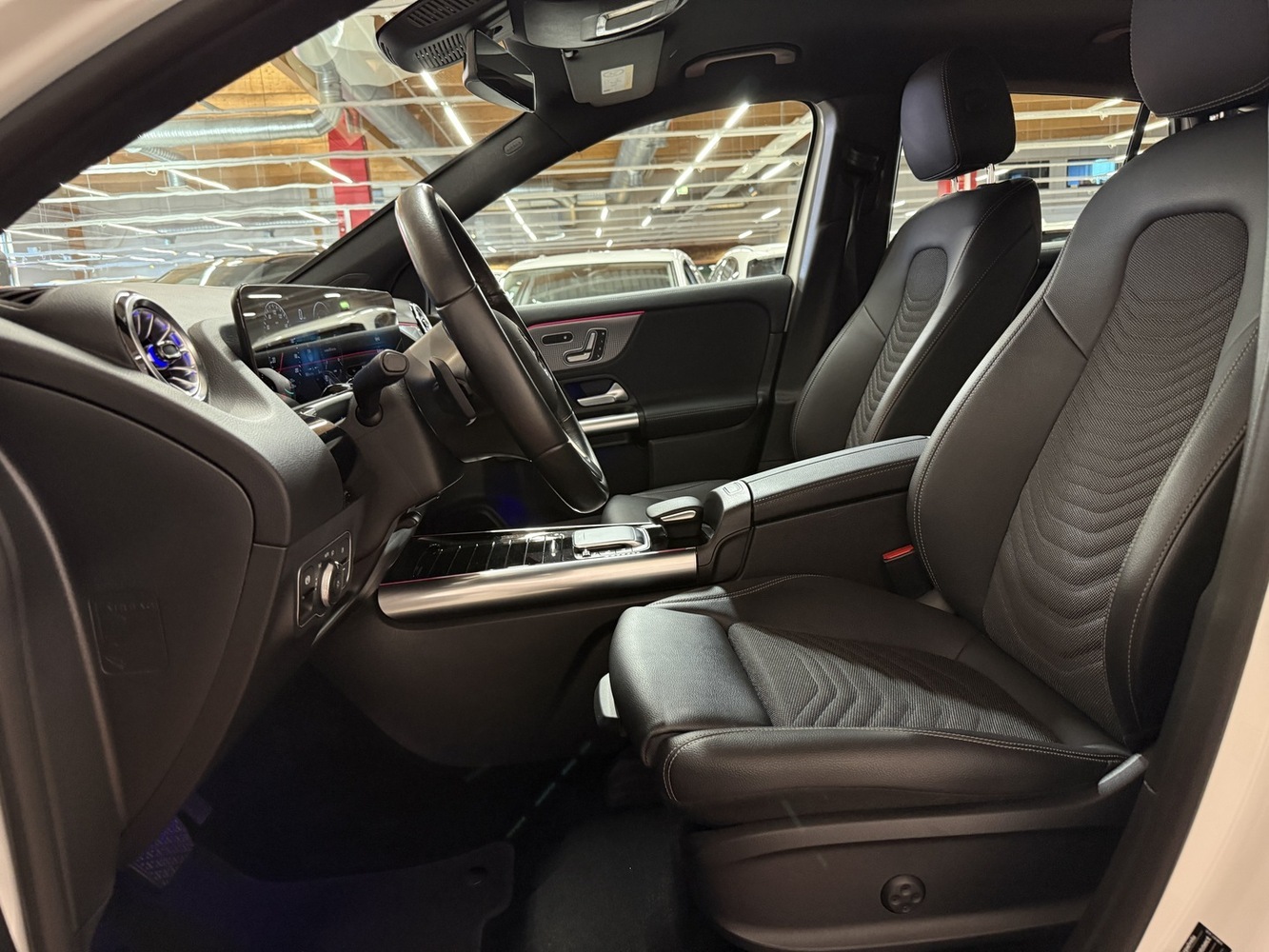 Mercedes-Benz EQA vaihtoauto