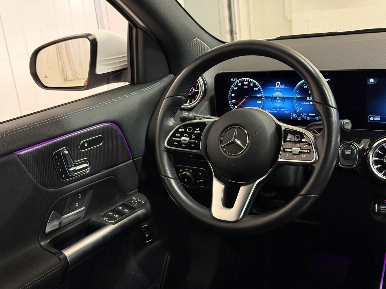 Mercedes-Benz EQA vaihtoauto