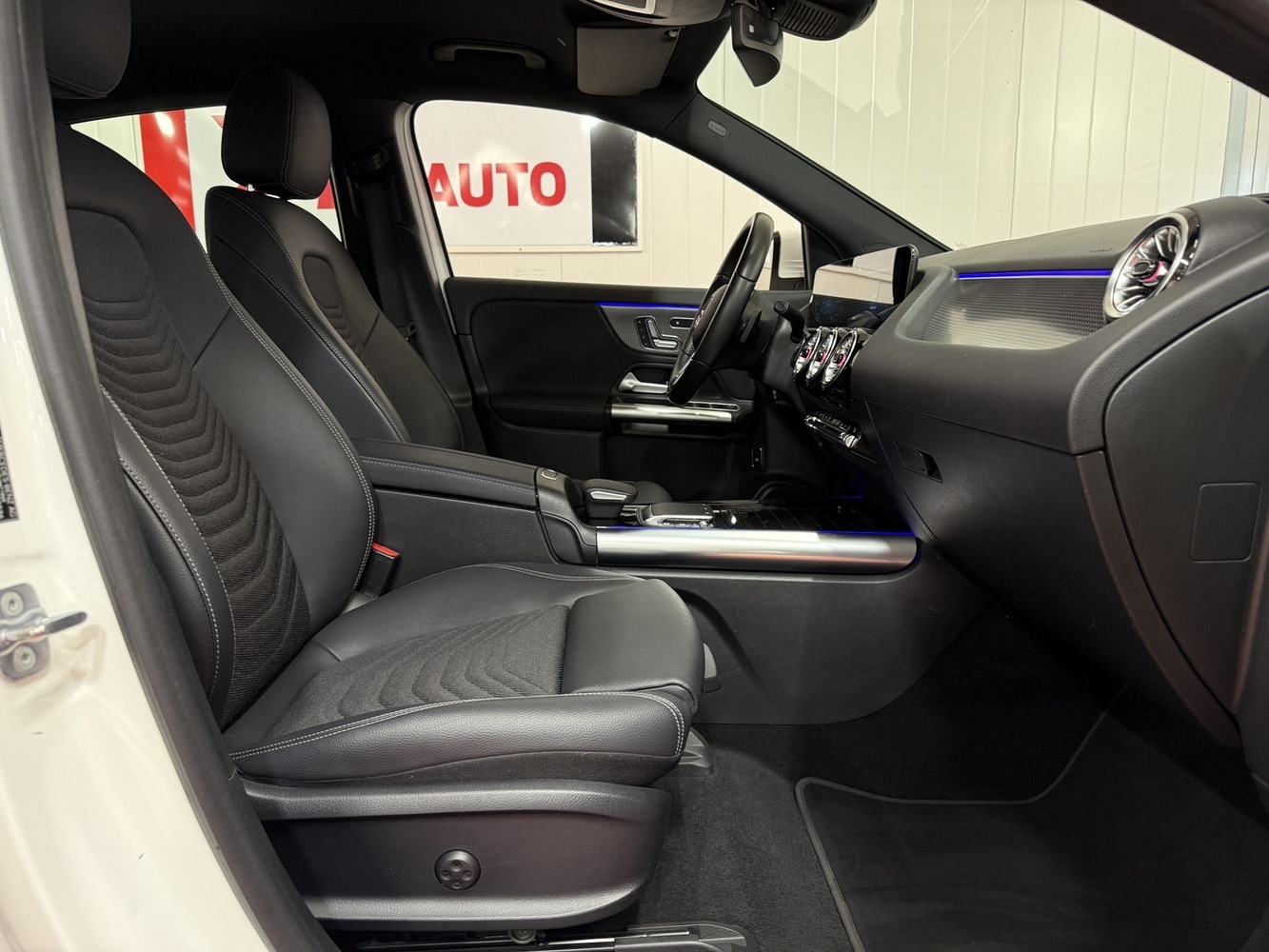Mercedes-Benz EQA vaihtoauto