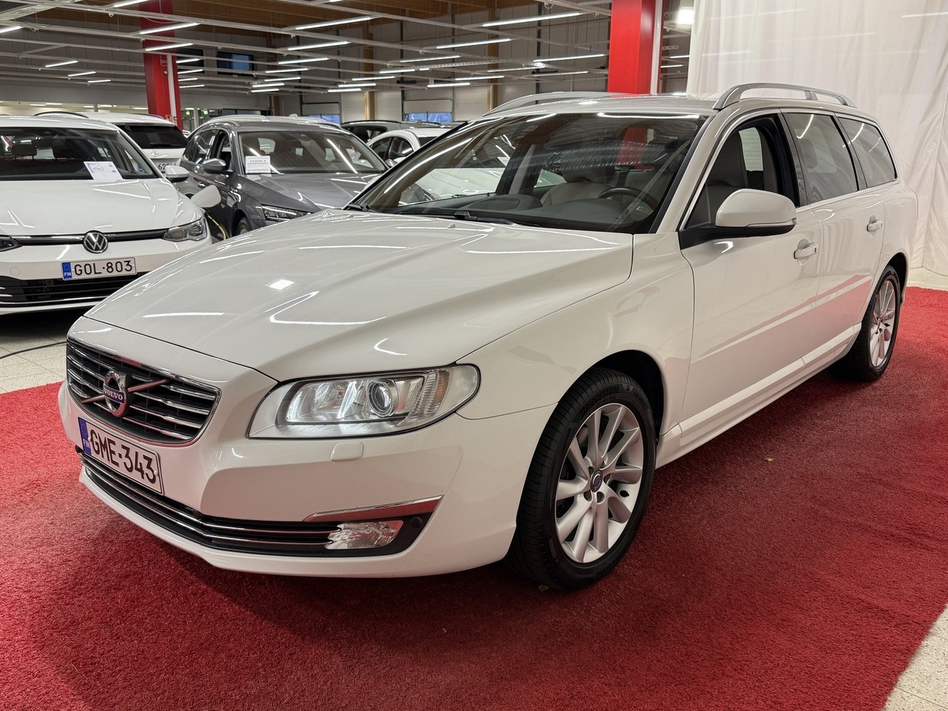 Volvo V70 vaihtoauto