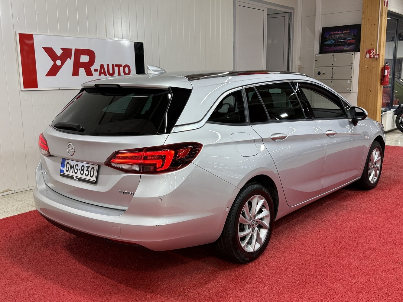Opel Astra vaihtoauto