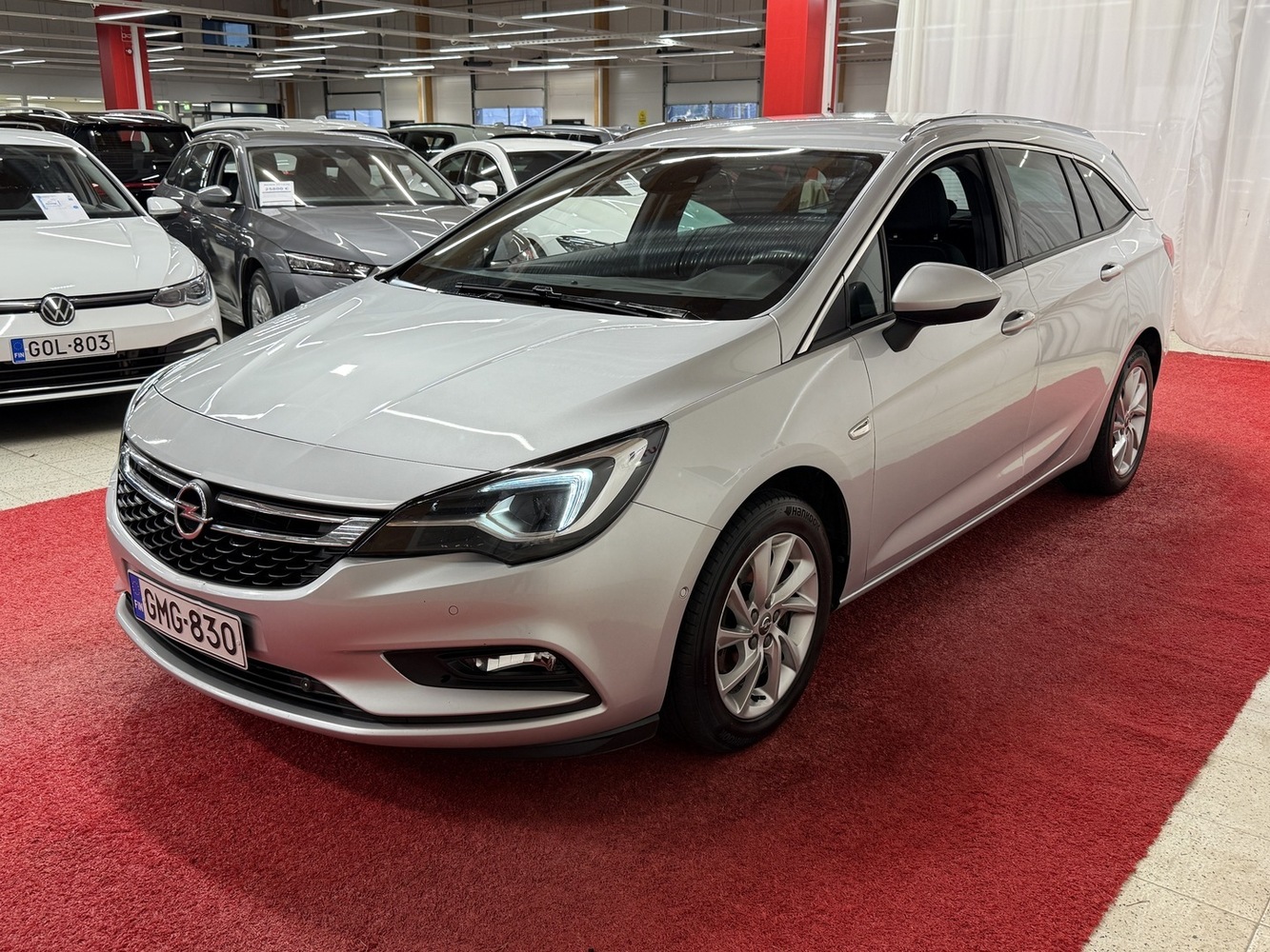 Opel Astra vaihtoauto