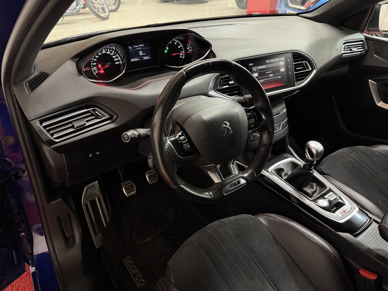 Peugeot 308 vaihtoauto