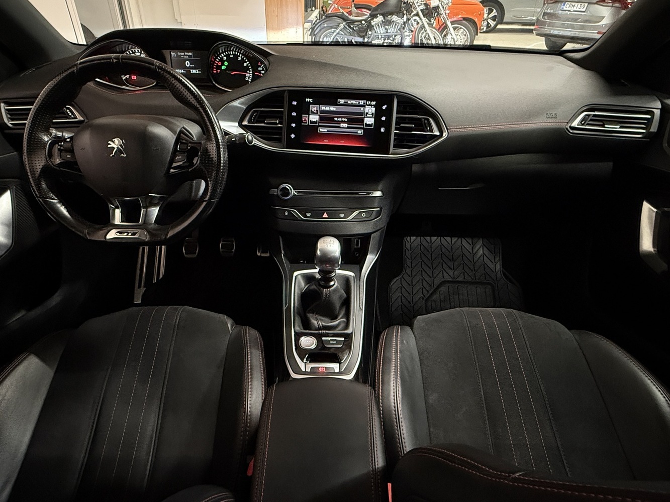 Peugeot 308 vaihtoauto