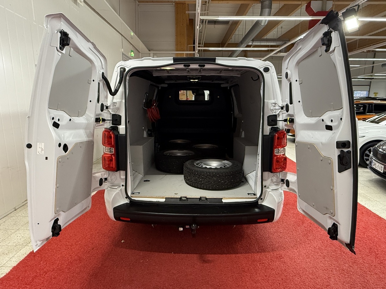 Opel Vivaro-e vaihtoauto