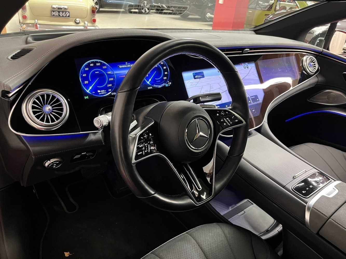 Mercedes-Benz EQS vaihtoauto