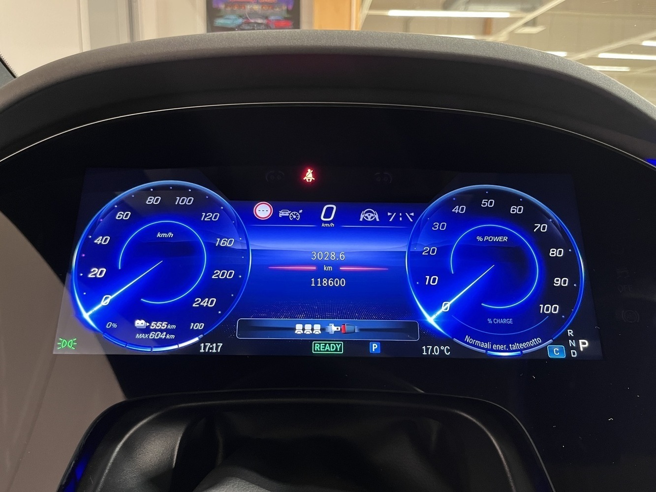 Mercedes-Benz EQS vaihtoauto