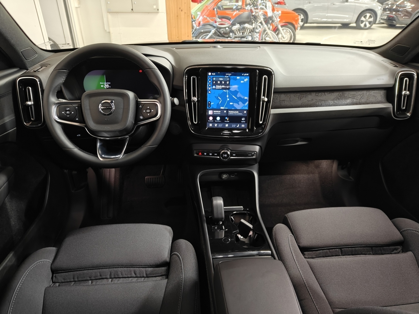 Volvo C40 vaihtoauto