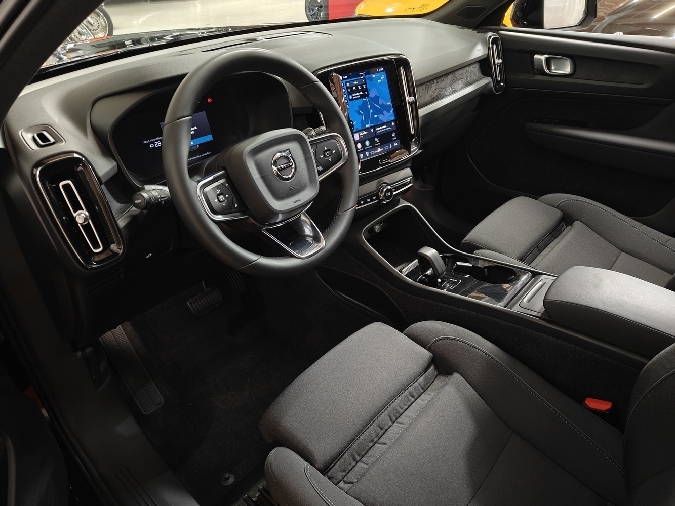 Volvo C40 vaihtoauto