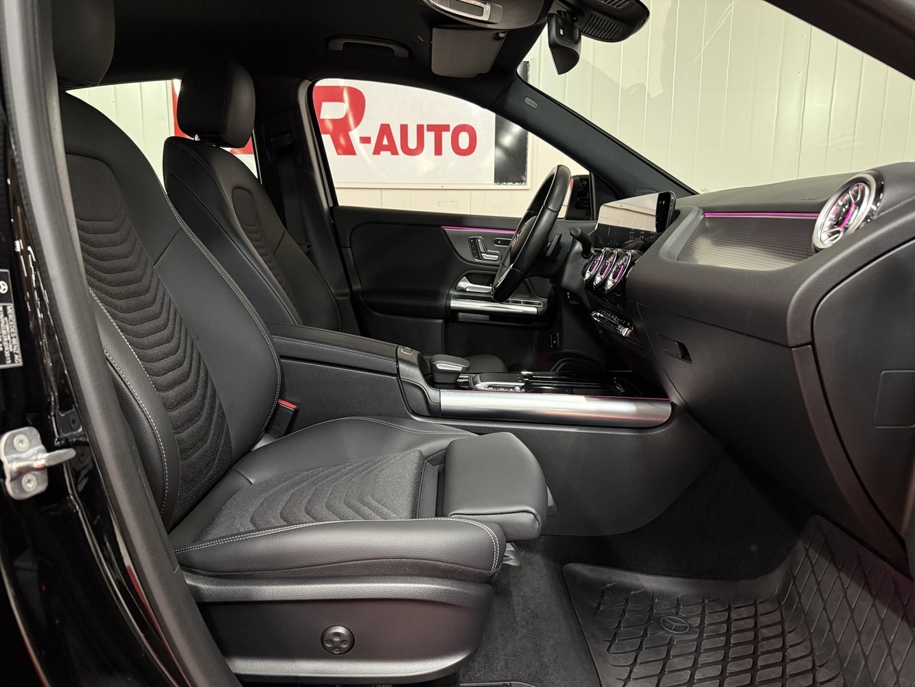 Mercedes-Benz EQA vaihtoauto