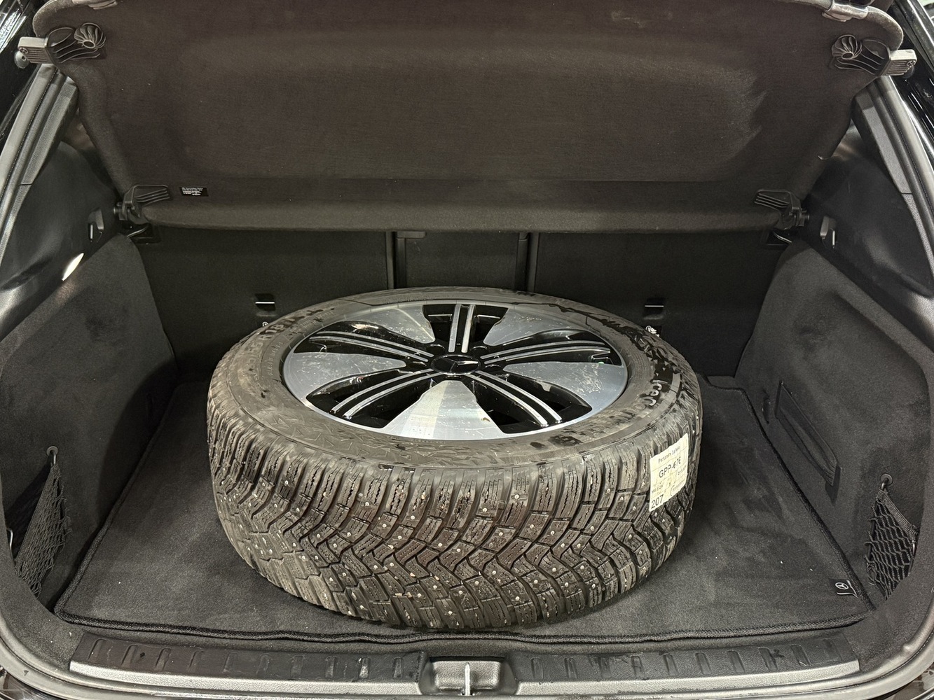 Mercedes-Benz EQA vaihtoauto