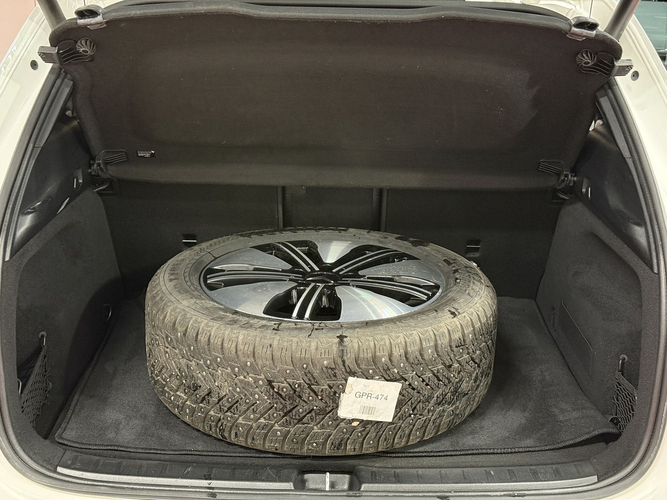 Mercedes-Benz EQA vaihtoauto