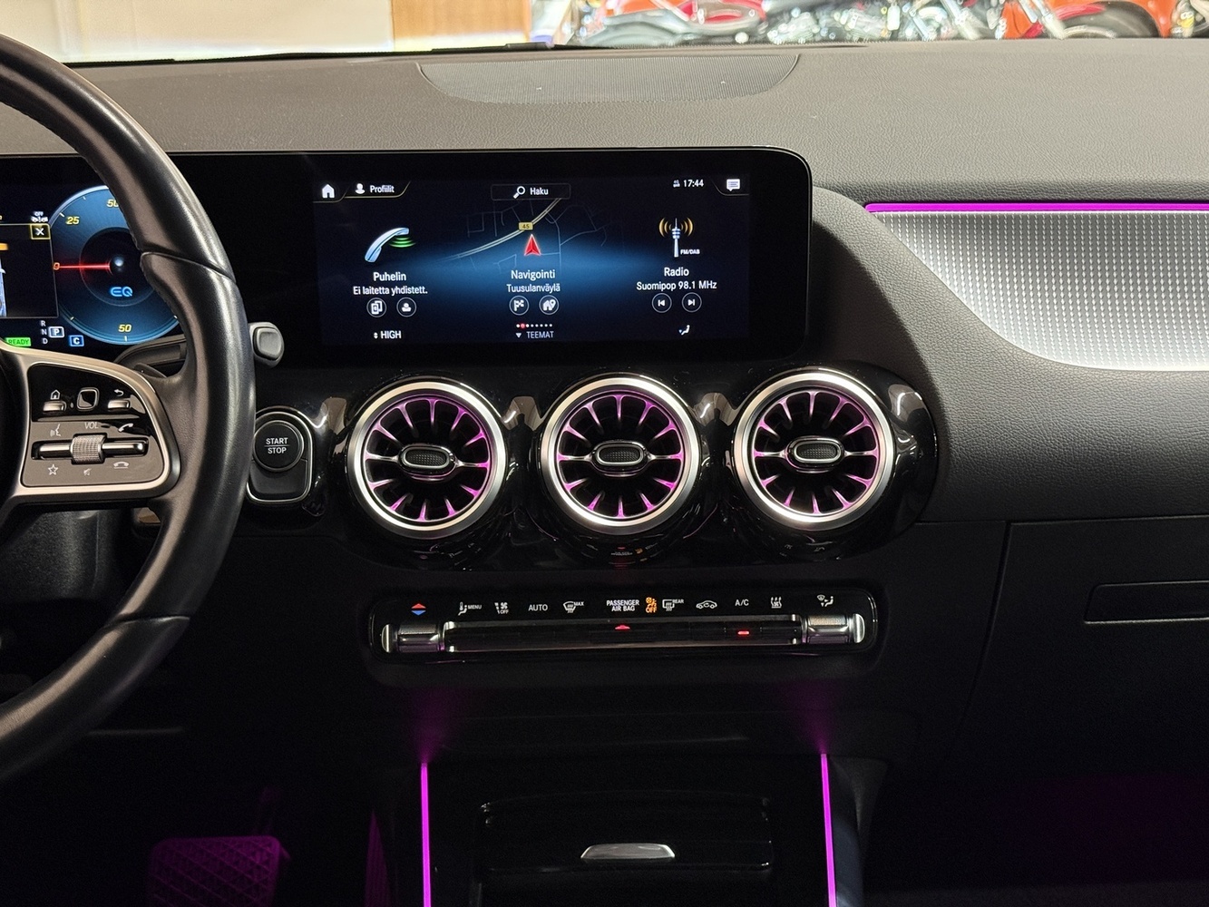 Mercedes-Benz EQA vaihtoauto