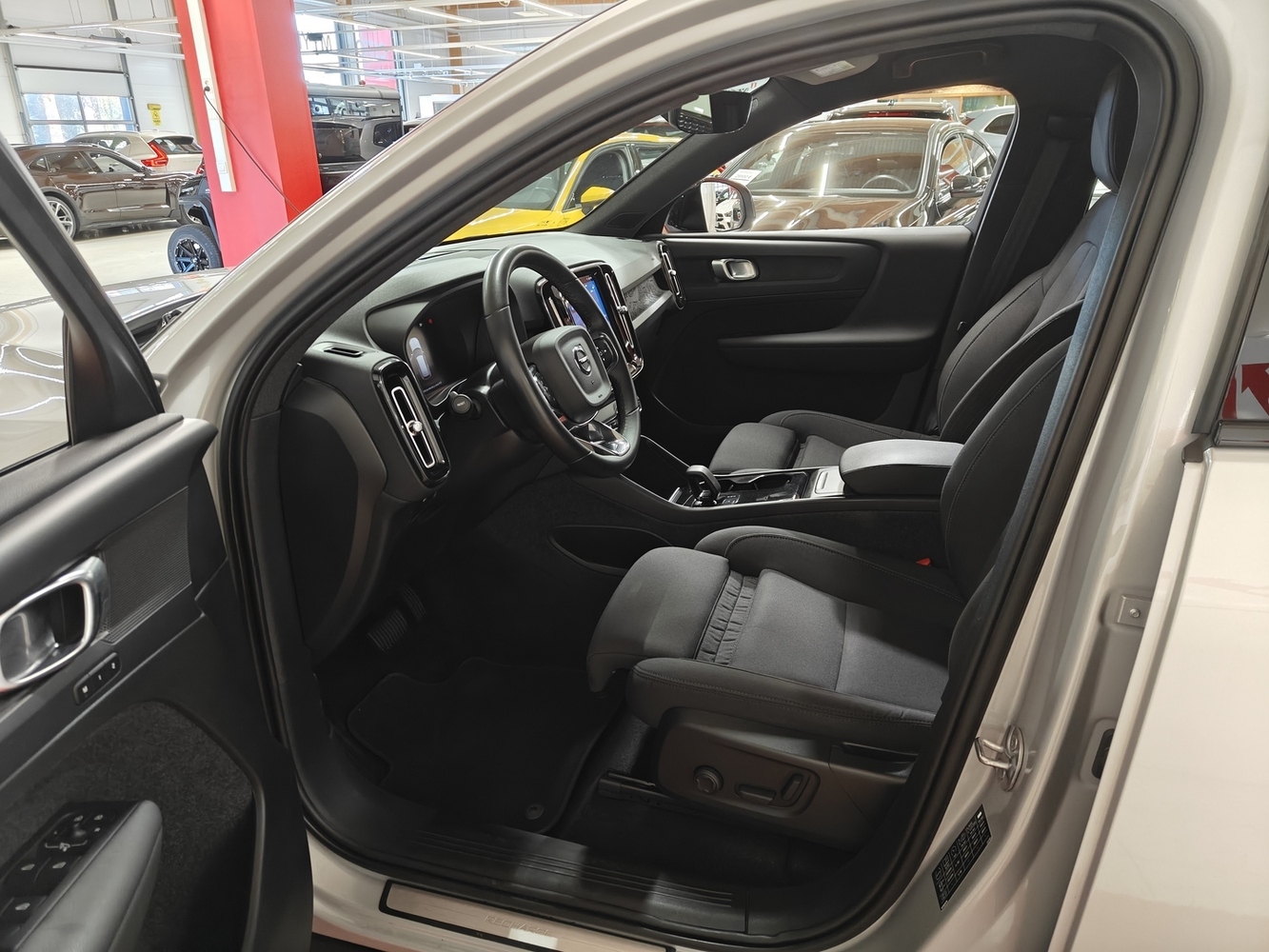 Volvo XC40 vaihtoauto