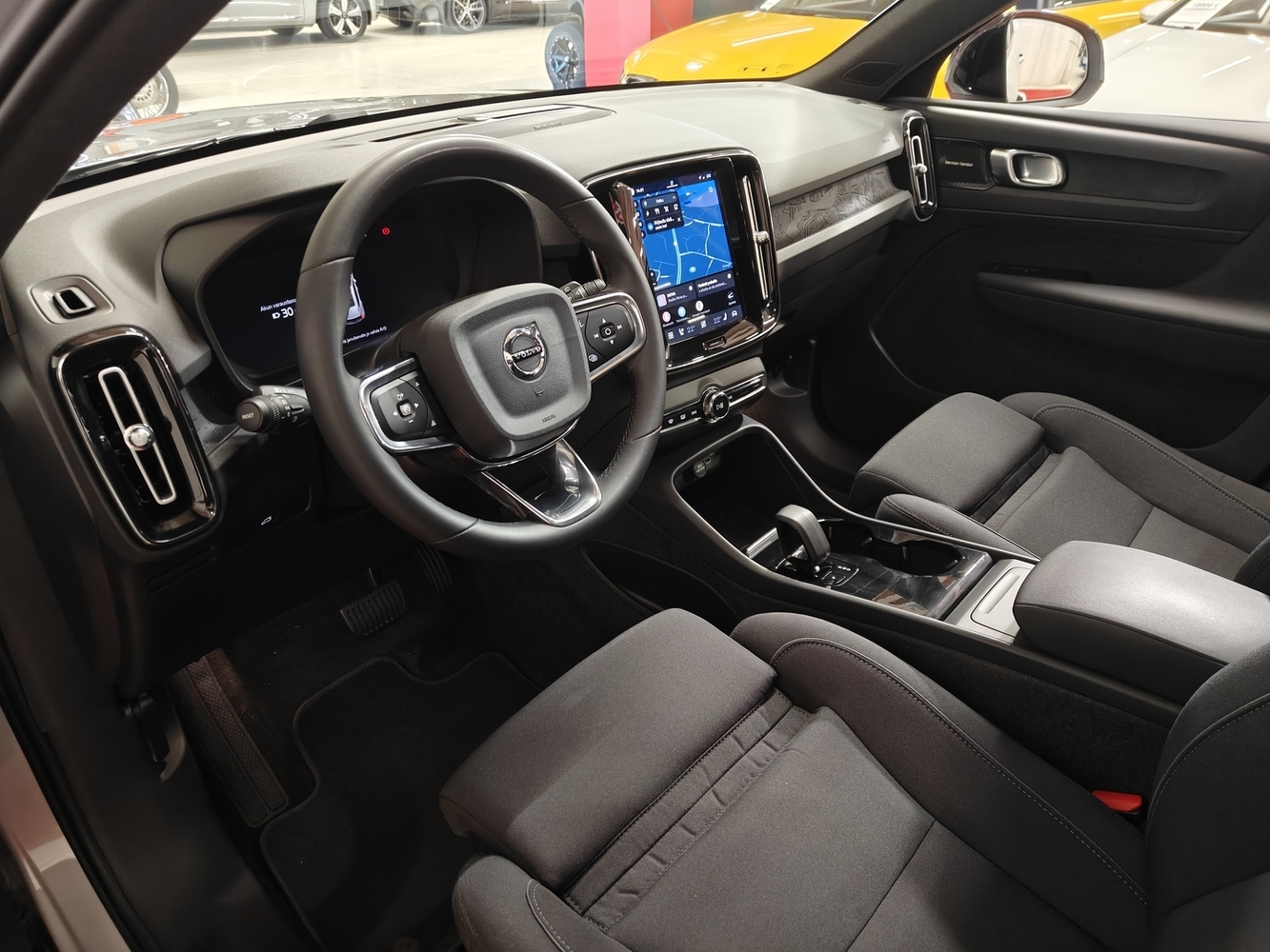 Volvo XC40 vaihtoauto