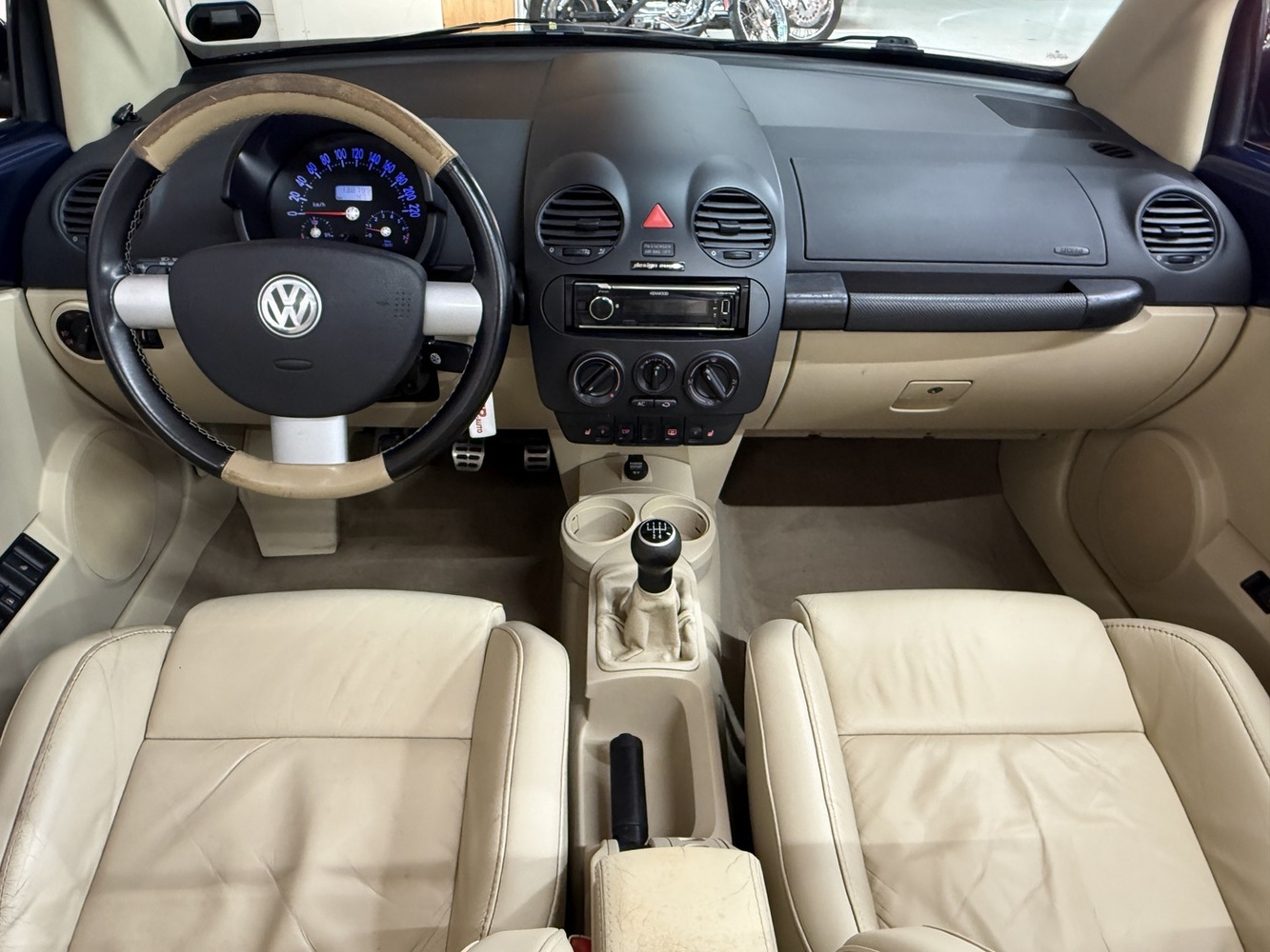 Volkswagen New Beetle vaihtoauto