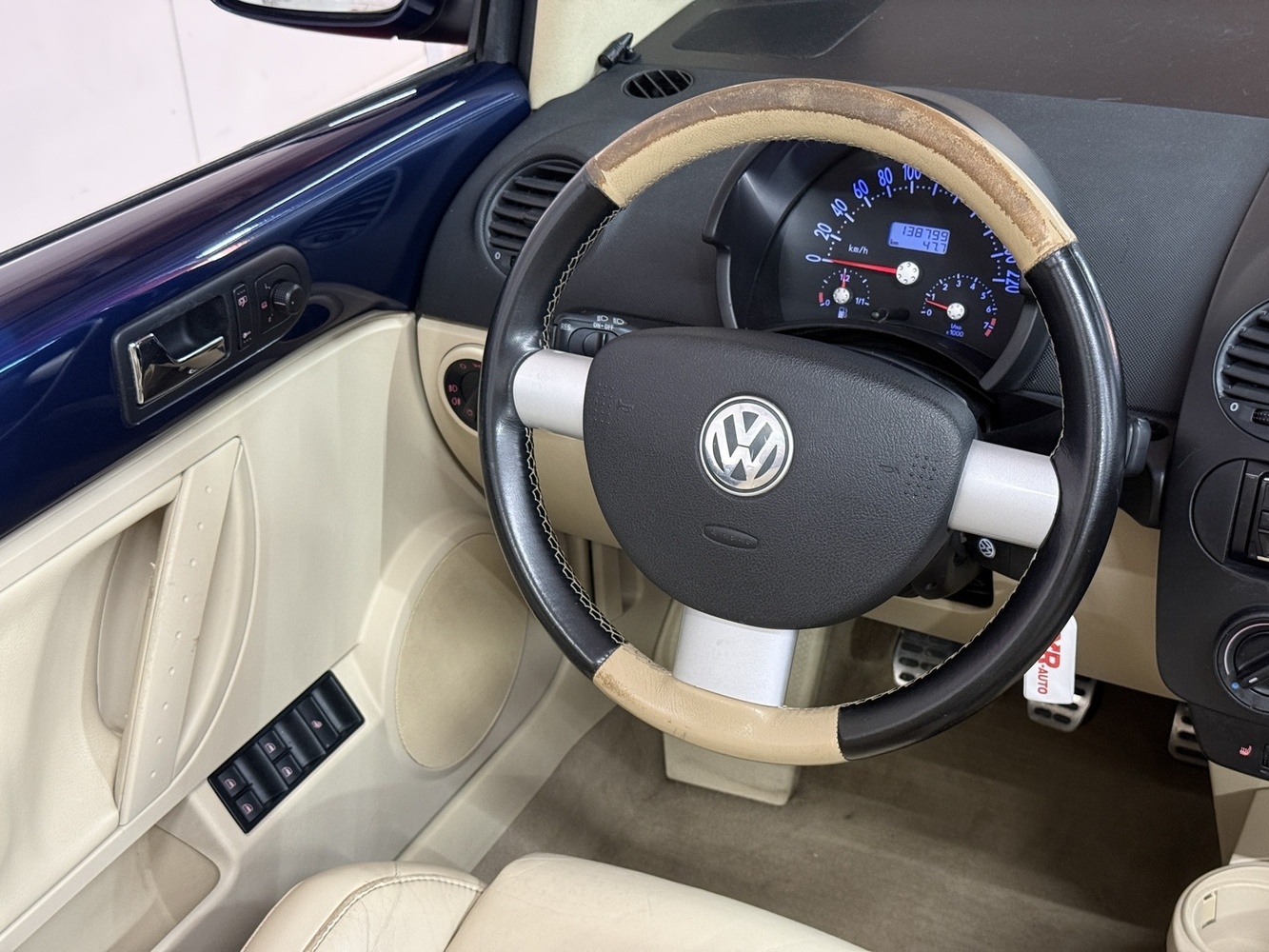 Volkswagen New Beetle vaihtoauto
